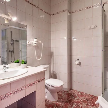 Hajdu Kastely Хайдусобосло