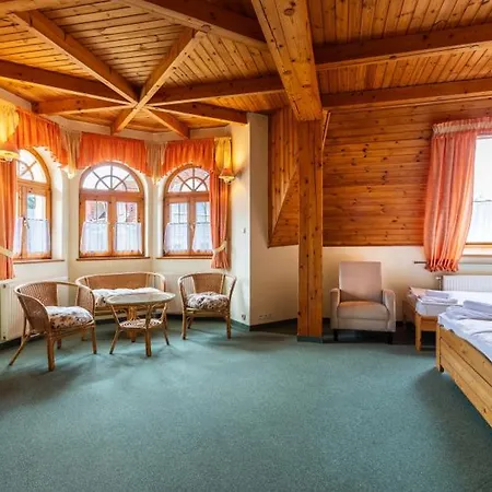 Hajdu Kastely 3*