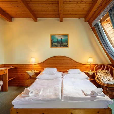 Hajdu Kastely Hotel 3*