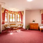 Hotel Hajdu Kastely 3*