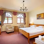 Hotel Hajdu Kastely