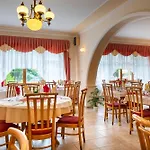 Hotel Hajdu Kastely 3*