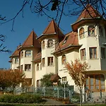 Hajdu Kastely Hotel