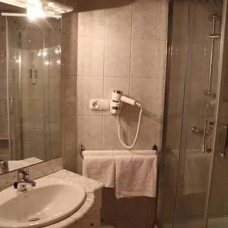 Hajdú Kastély Szálloda